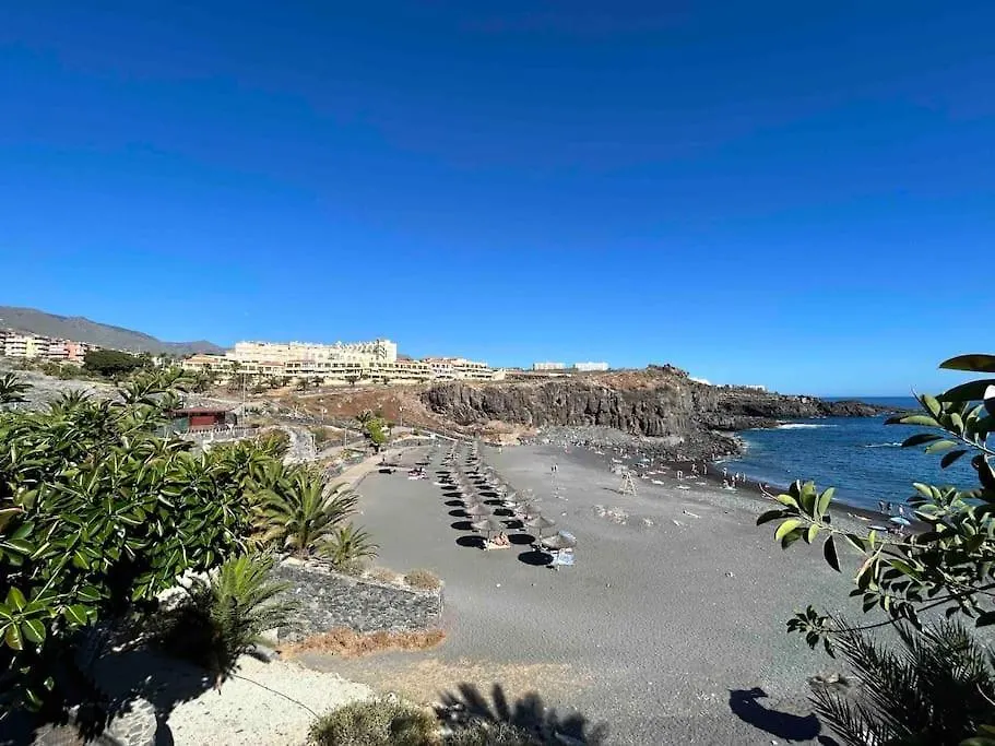 2 Bedrooms, Beach 3Min, Roof Terrace With Ocean View Callao Salvaje Apartman