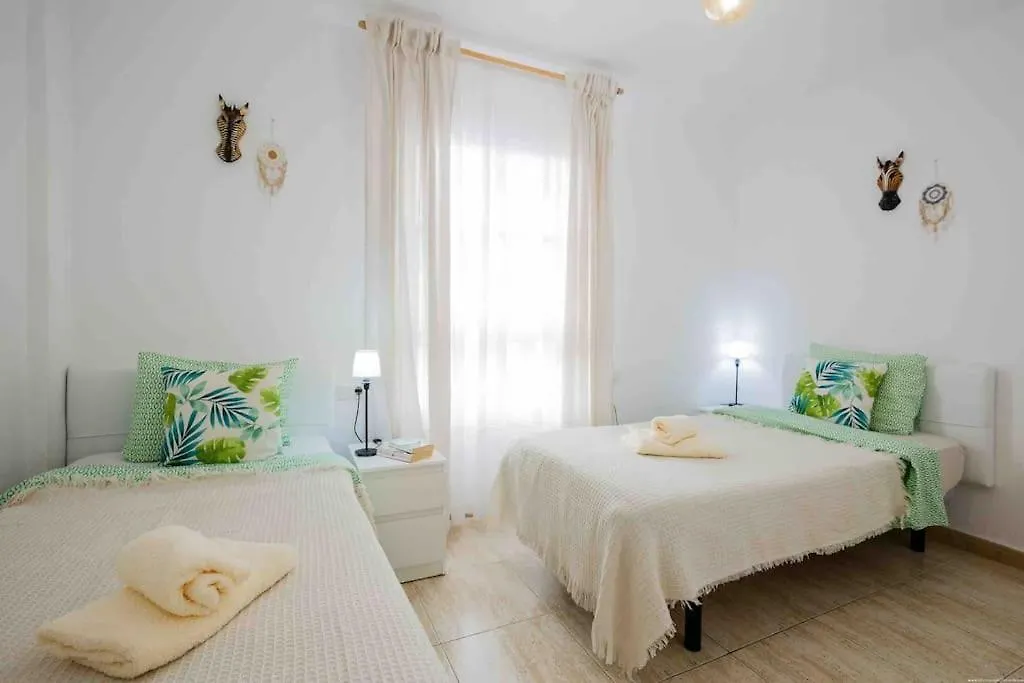 2 Bedrooms, Beach 3Min, Roof Terrace With Ocean View Callao Salvaje 0*,  Spanyolország